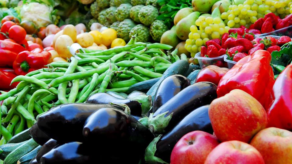 اسعار الخضار والفاكهة اليوم ومع دخول شهر رمضان 2025