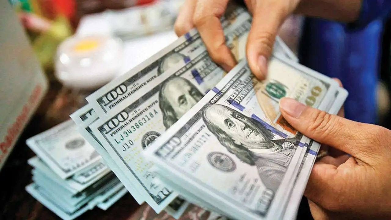 ارتفاع كبير في سعر الدولار أمام الجنيه في البنوك الان