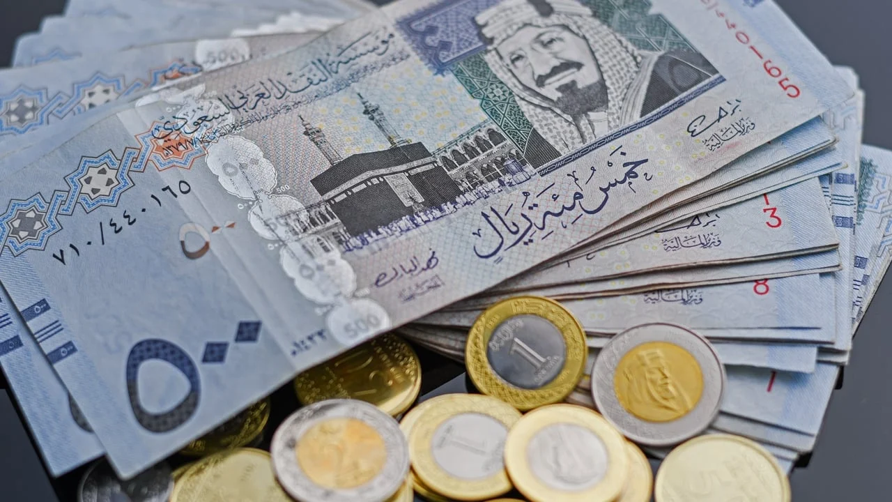 موسم الحج.. سعر الريال السعودي أمام الجنيه في البنوك الان