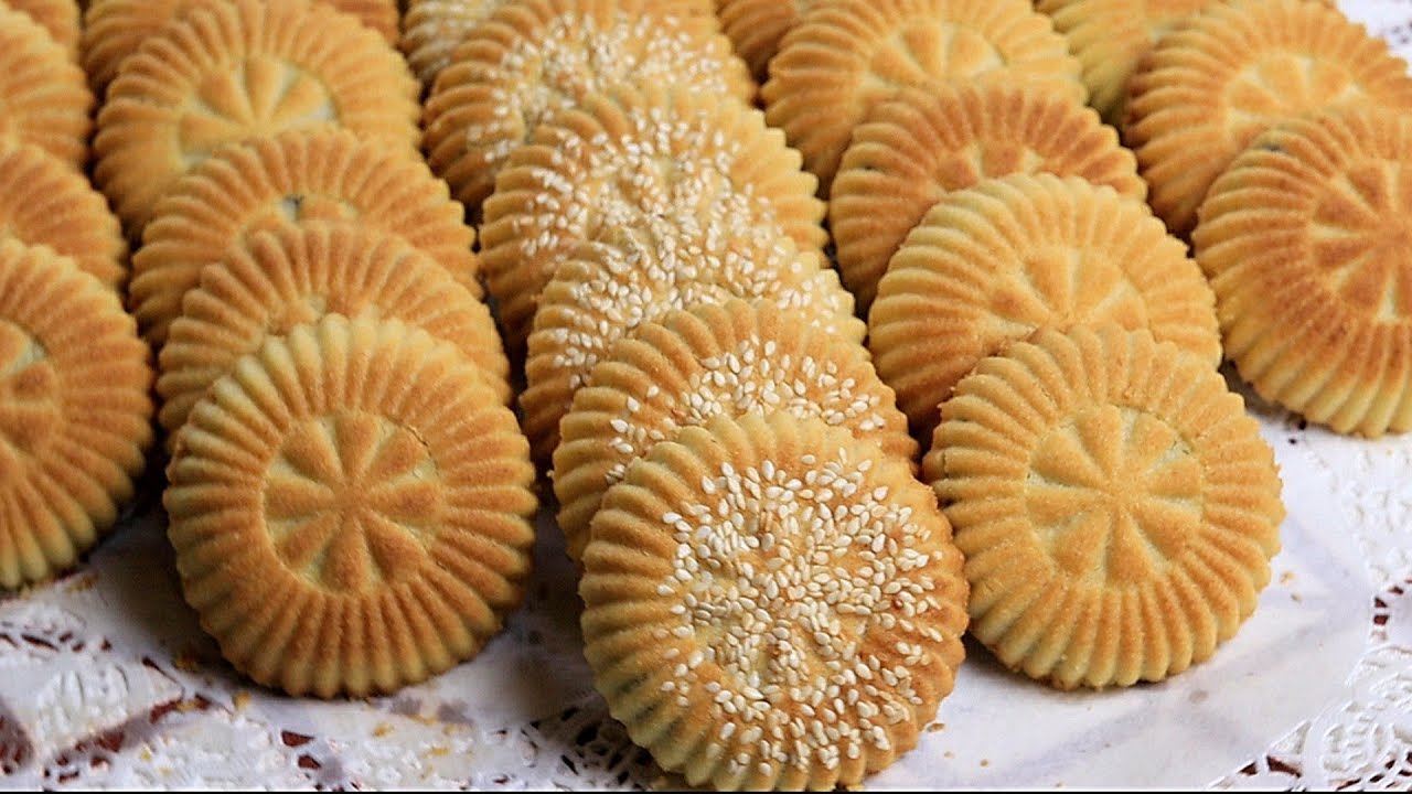 ناعم وهش جدًا .. طريقة عمل المعمول السعودي الفاخر في البيت