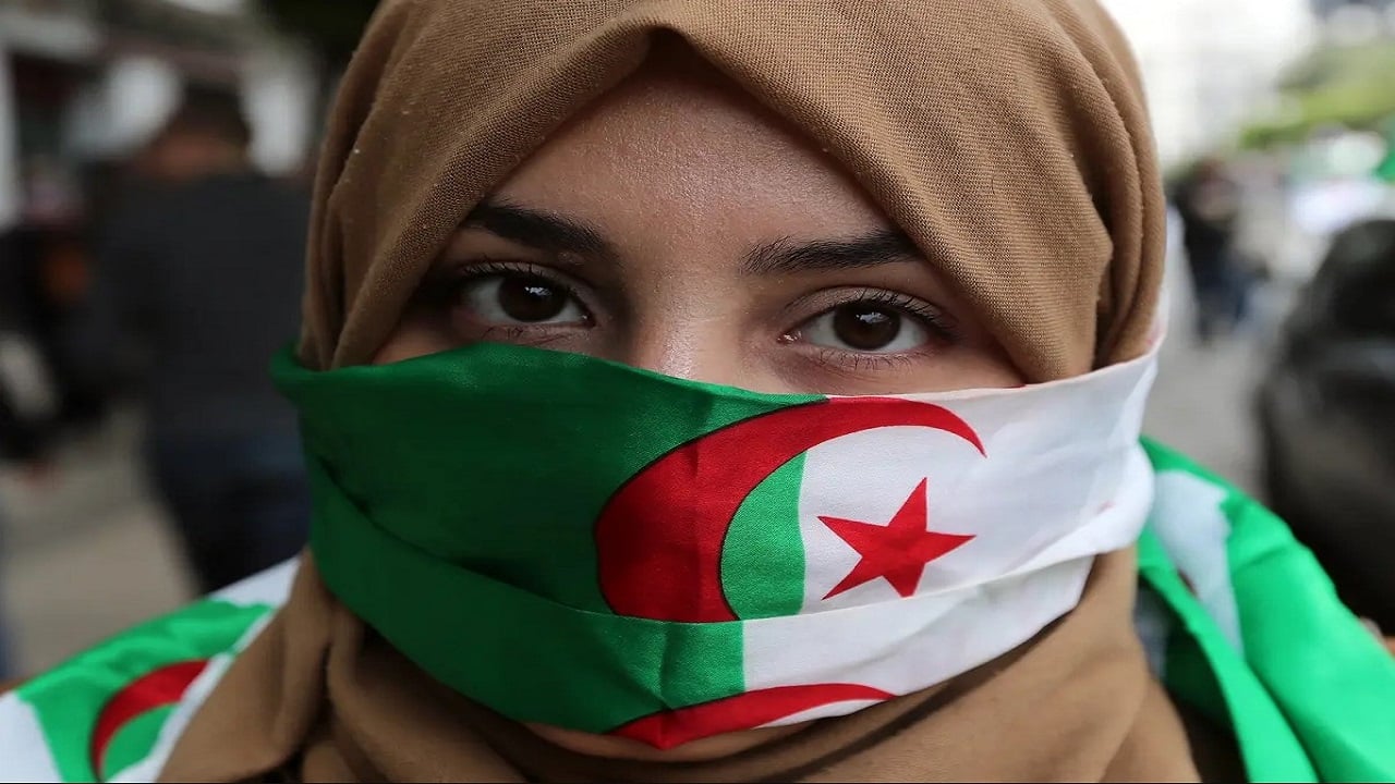 طريقة التقديم في منحة المرأة الماكثة بالبيت 2025 الجزائر والشروط اللازمة