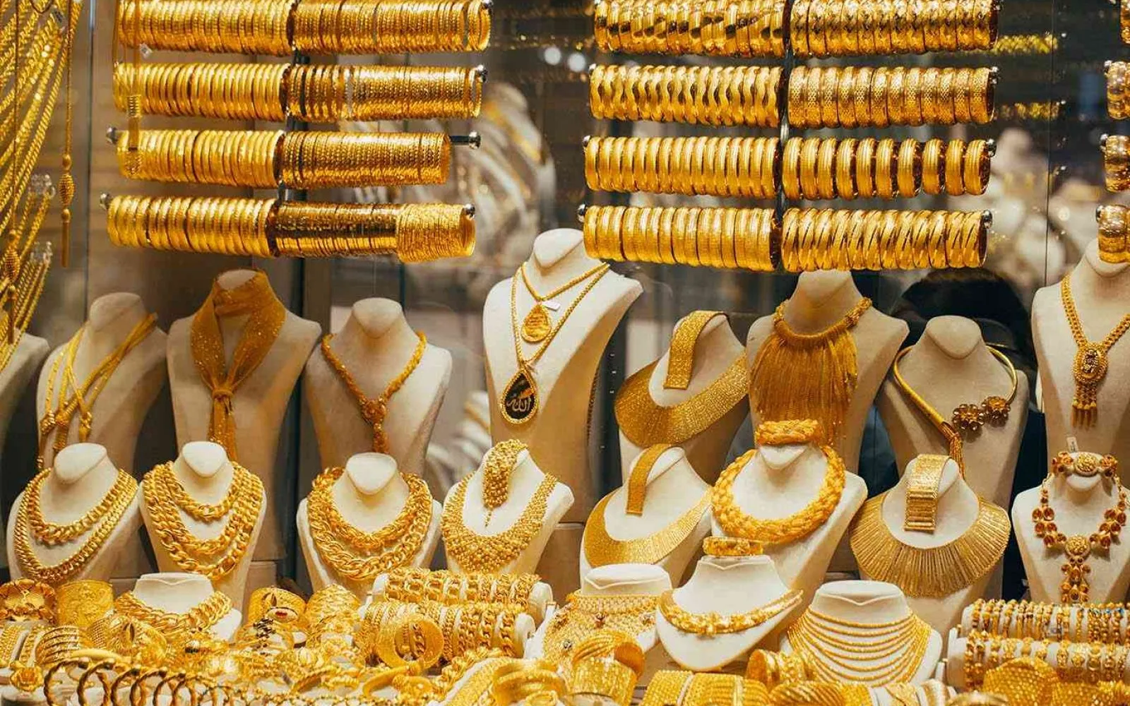سعر الذهب الان تحديث لحظي في محلات الصاغة